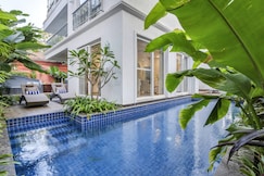 New 5BR Villa with 2 private Pools Full day chef, Goa