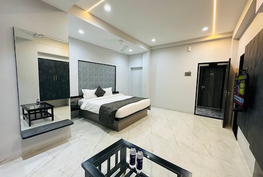 HOTEL DIAMOND