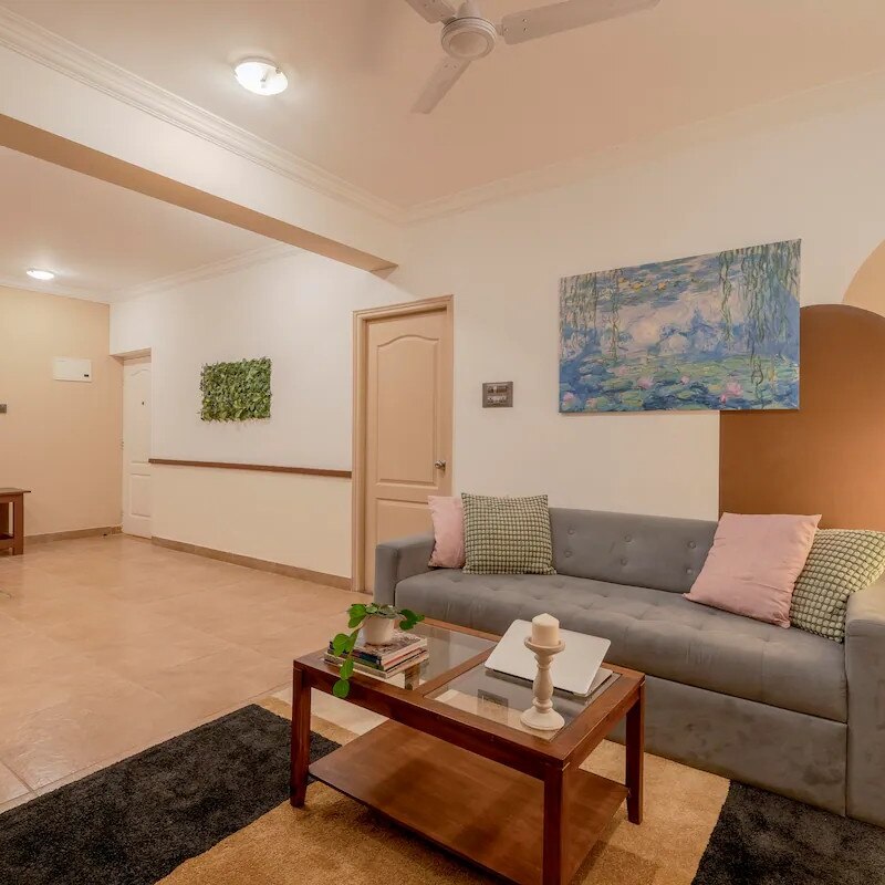 Staymaster Serafina - Spacious 1BR -AC -WiFi -TV - D - Tap to explore photos
