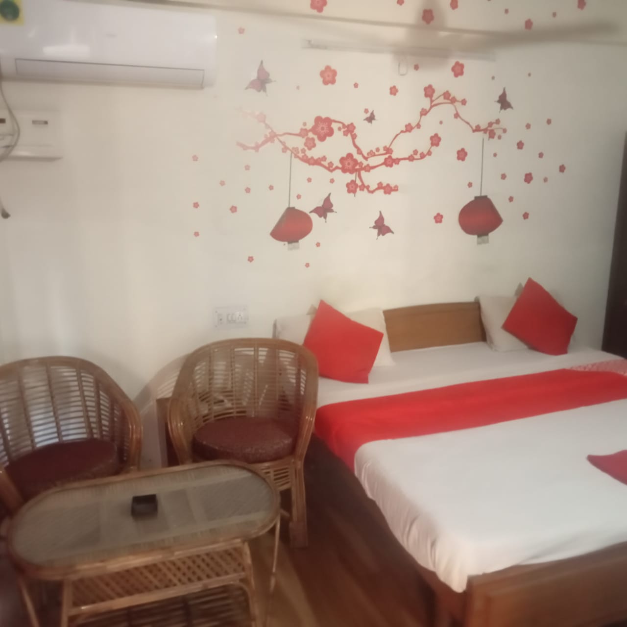 Shikha Guest House - Tap to explore photos