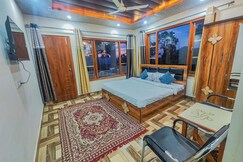 Kasauli Evergreen Homestay, Kasauli