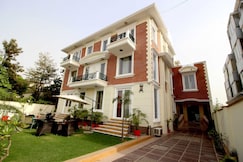 Collection O Sakshi, Manesar