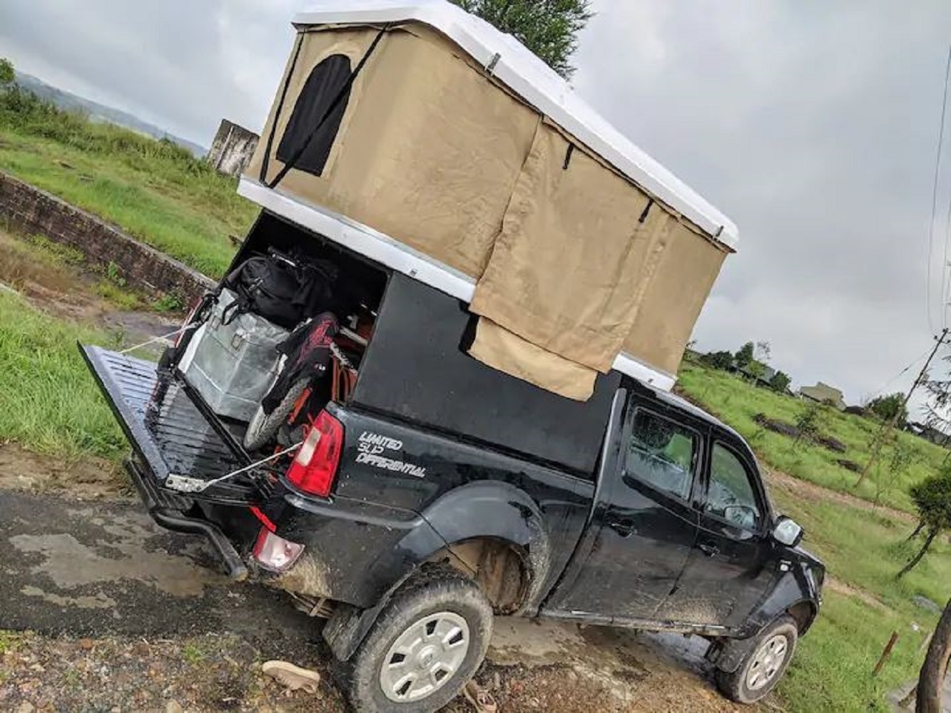 Camping Co - Xenon hardtop - Tap to explore photos