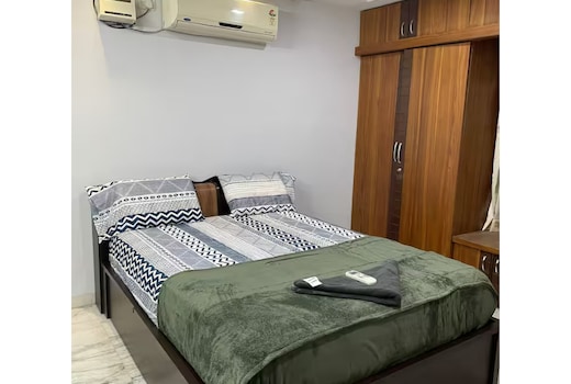 SPACIOUS 2BHK FLAT NearAMB MALL.
