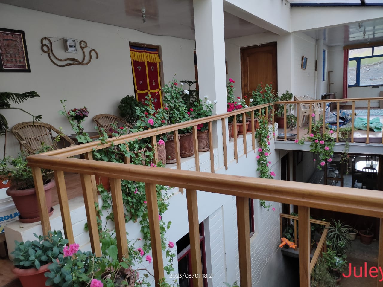 MANERANG HOME STAY MANE - Tap to explore photos