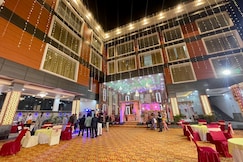 Hotel SS Grand, Lucknow