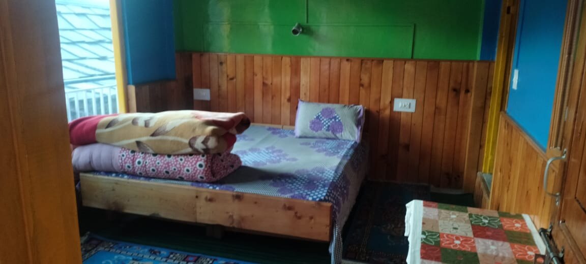 JJ View Homestay - Tap to explore photos