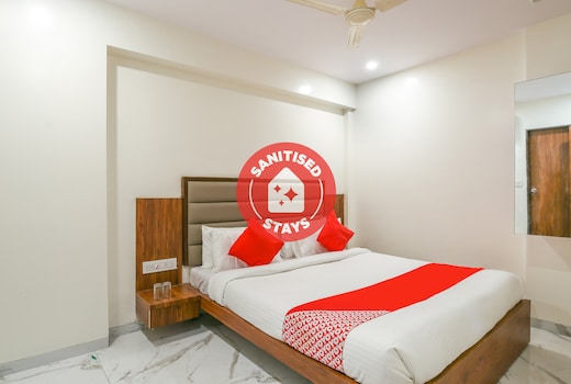 Hotel O Royal Star
