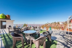 Samarth kasauli Hills | 2Km From Mall Road, Kasauli