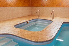 Holiday Inn Express Hotel & Suites Wauseon, Fulton, Ohio