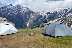 MOUNTAIN MELODY HOMESTAY & CAFE, Sainj