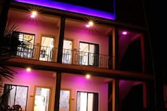 DH Beach Resort, Malvan