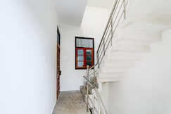 Hotel O RP Hotel, Mampur Bana