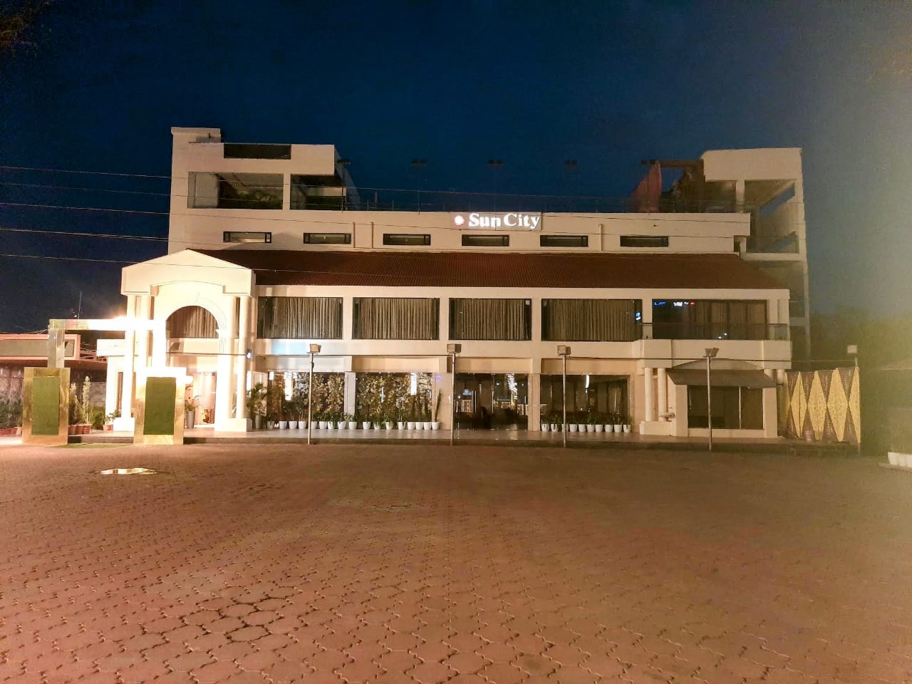 The Grand Suncity Hotel & Resorts - Tap to explore photos