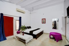 Hotel O R B Farms, Dadri