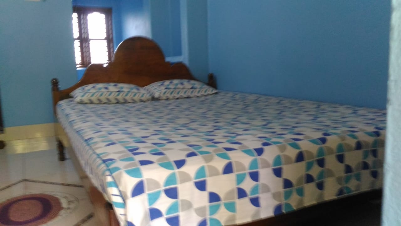 LABANYA GUEST HOUSE, 200mtrs from Konark Temple - Tap to explore photos