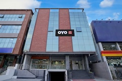 Hotel O The Classic Crown, Bangalore