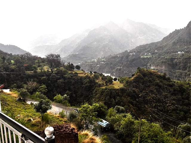 Chamba Highlands Hotel - Tap to explore photos