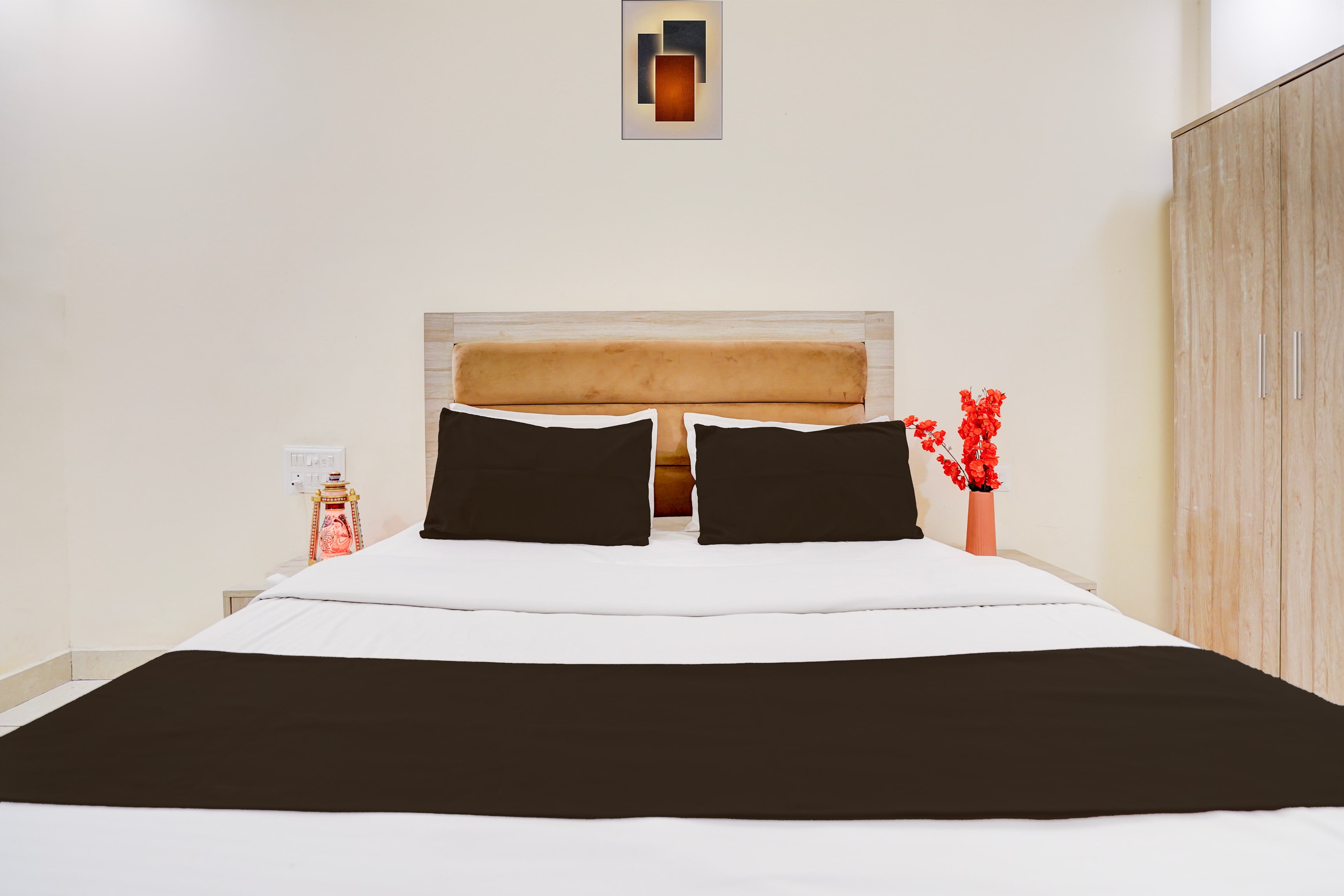 Hotel O Ajmer Heritage - Tap to explore photos