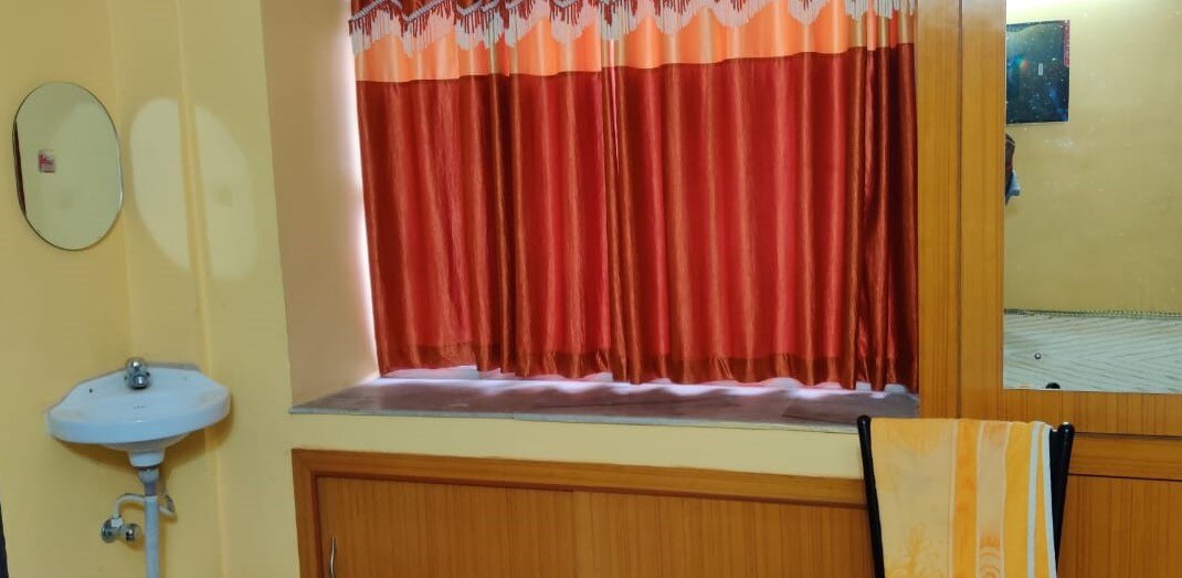 New Holy Home Guest House  - Tap to explore photos