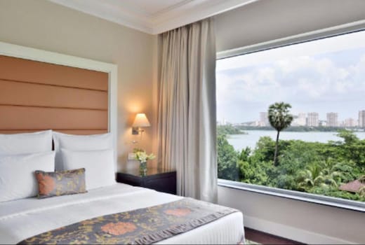 Lakeside Chalet Marriott Executive Apartments