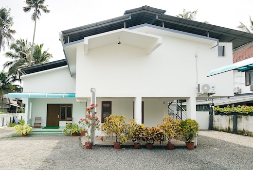 Salalah Enclave 3BHK by Alchemy Homes