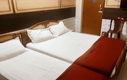 Deluxe Double AC