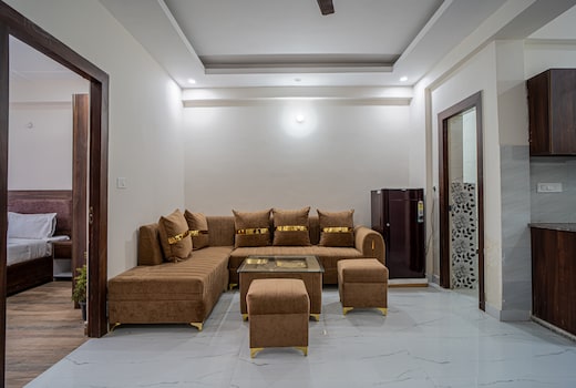 Aarav 2 BHK Tapovan