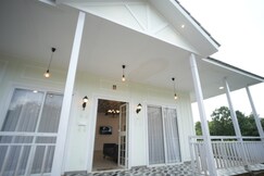 Ratan villa, Trimbak