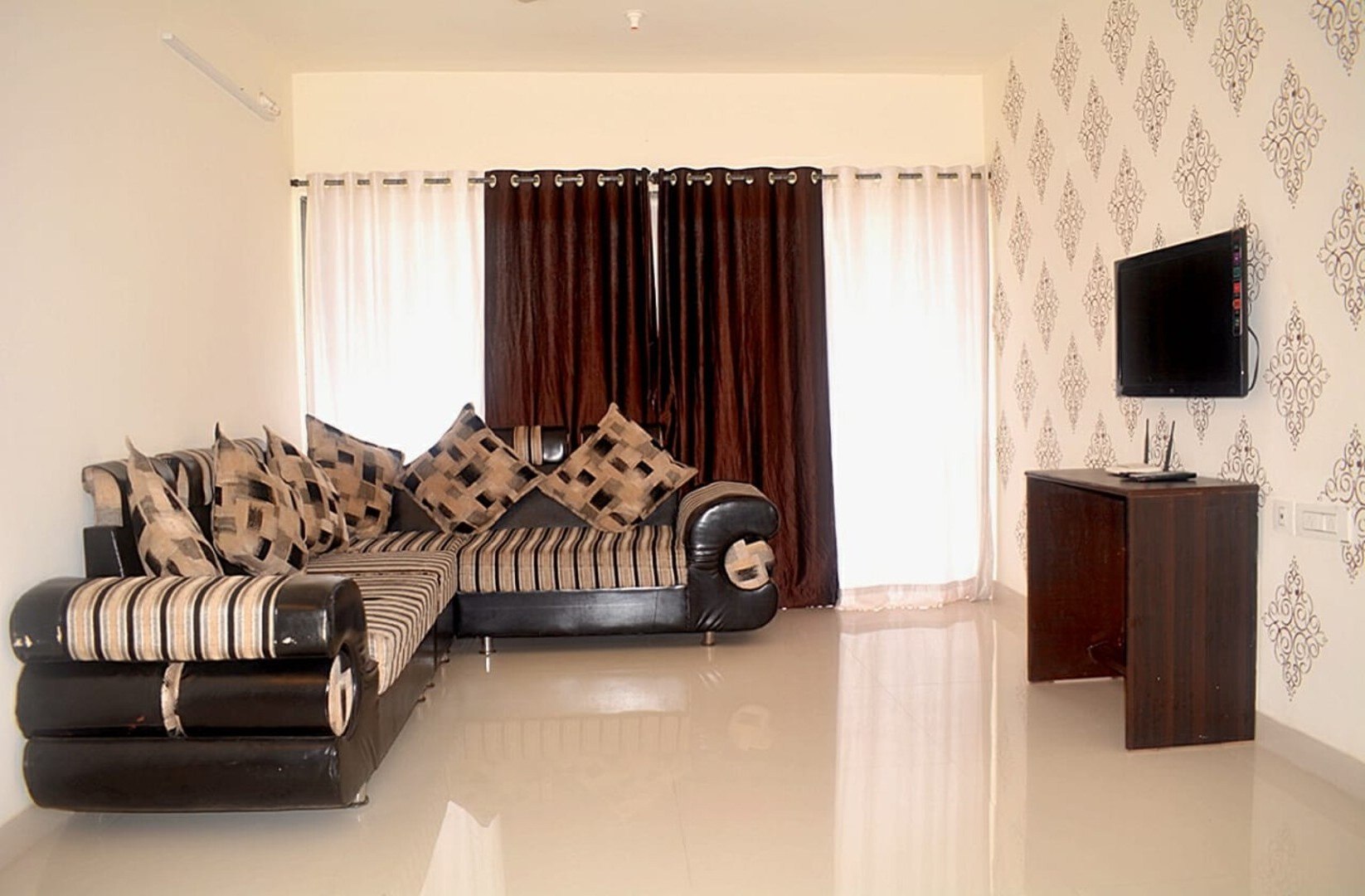Executive Anmol - service apartment - Tap to explore photos