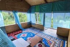 Valeria by Xtastays, Deohari, Sainj - Kullu, Sainj