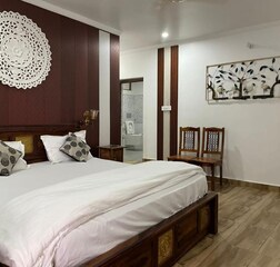 Deluxe Rooms