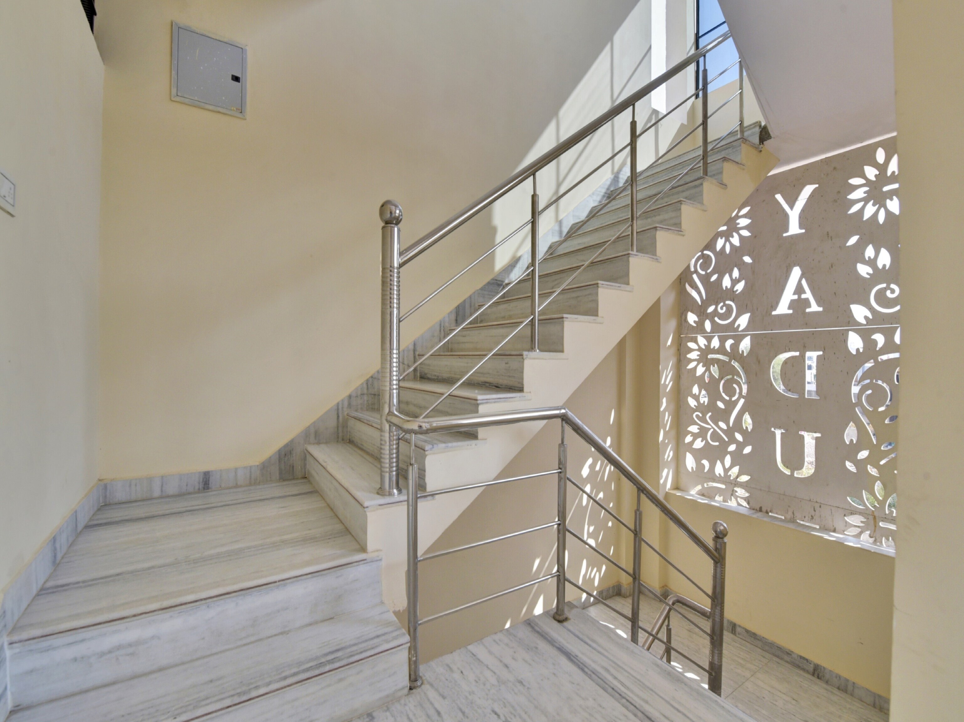 Hotel O Hastinapur Residency - Tap to explore photos