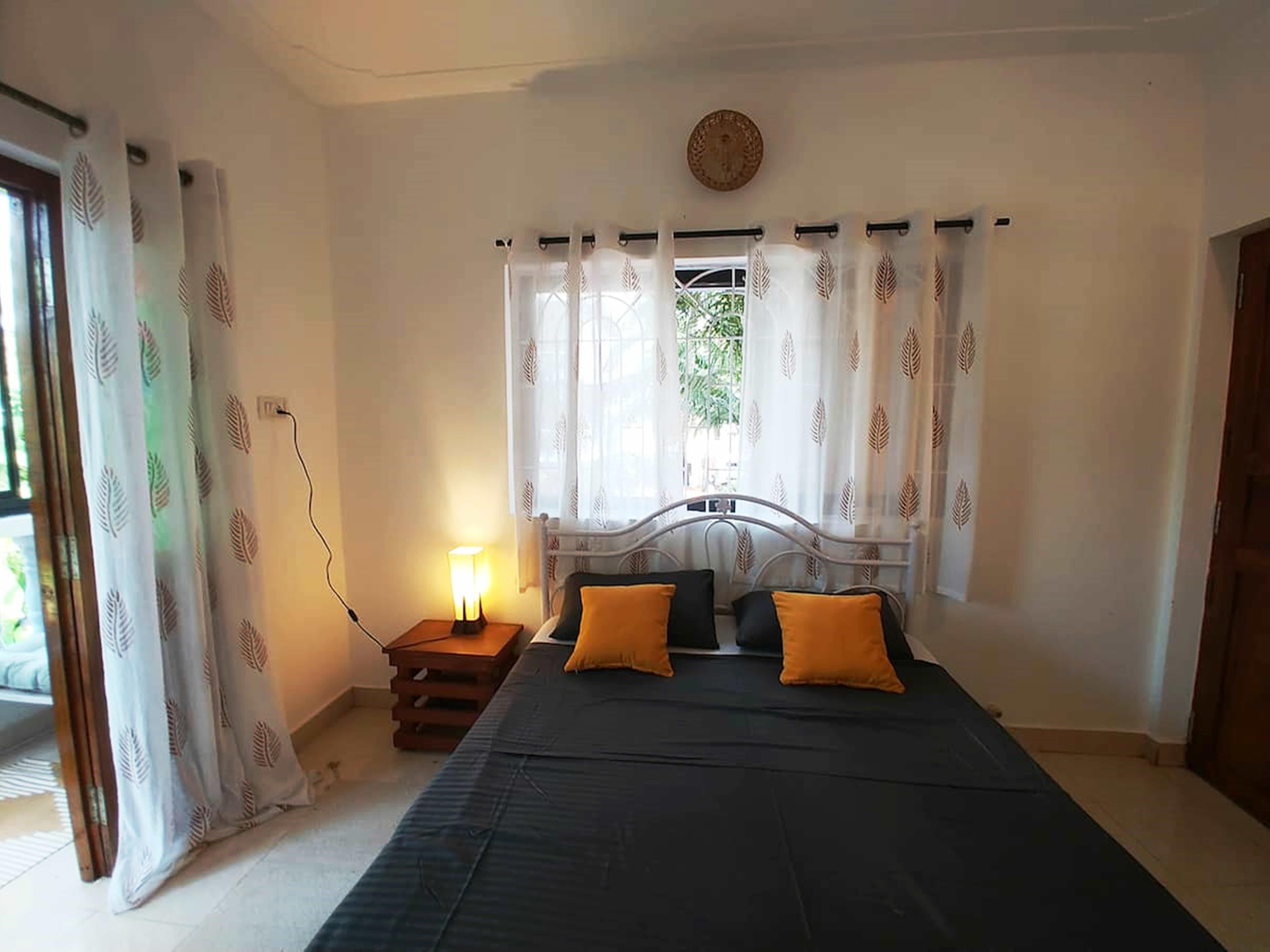 Lorenzo's BeachBoho - Peacock flat 2BHK - Tap to explore photos