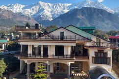 Touristen Holiday Home A2 Premium, Dharamshala