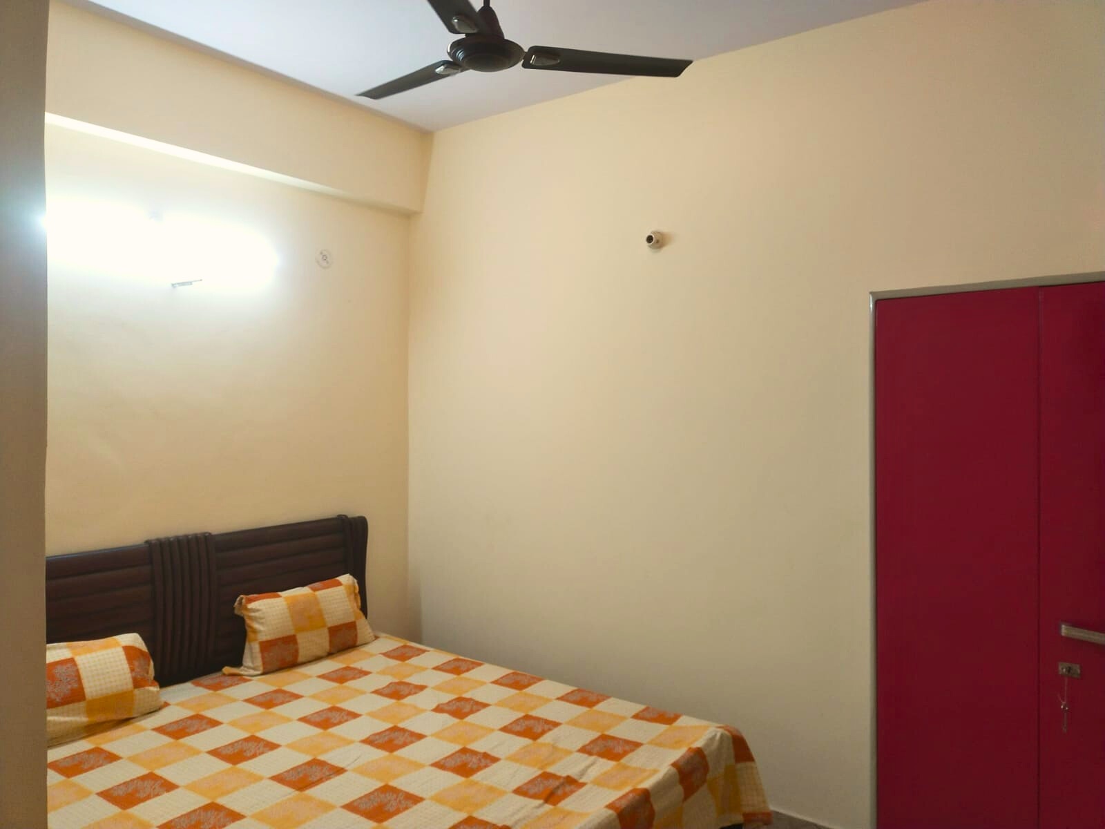 Family Homestay (200m from Kal Bhairav Mandir) - Tap to explore photos