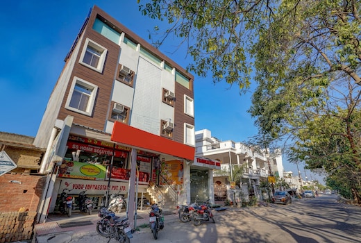 Hotel O TRAVELLER INN