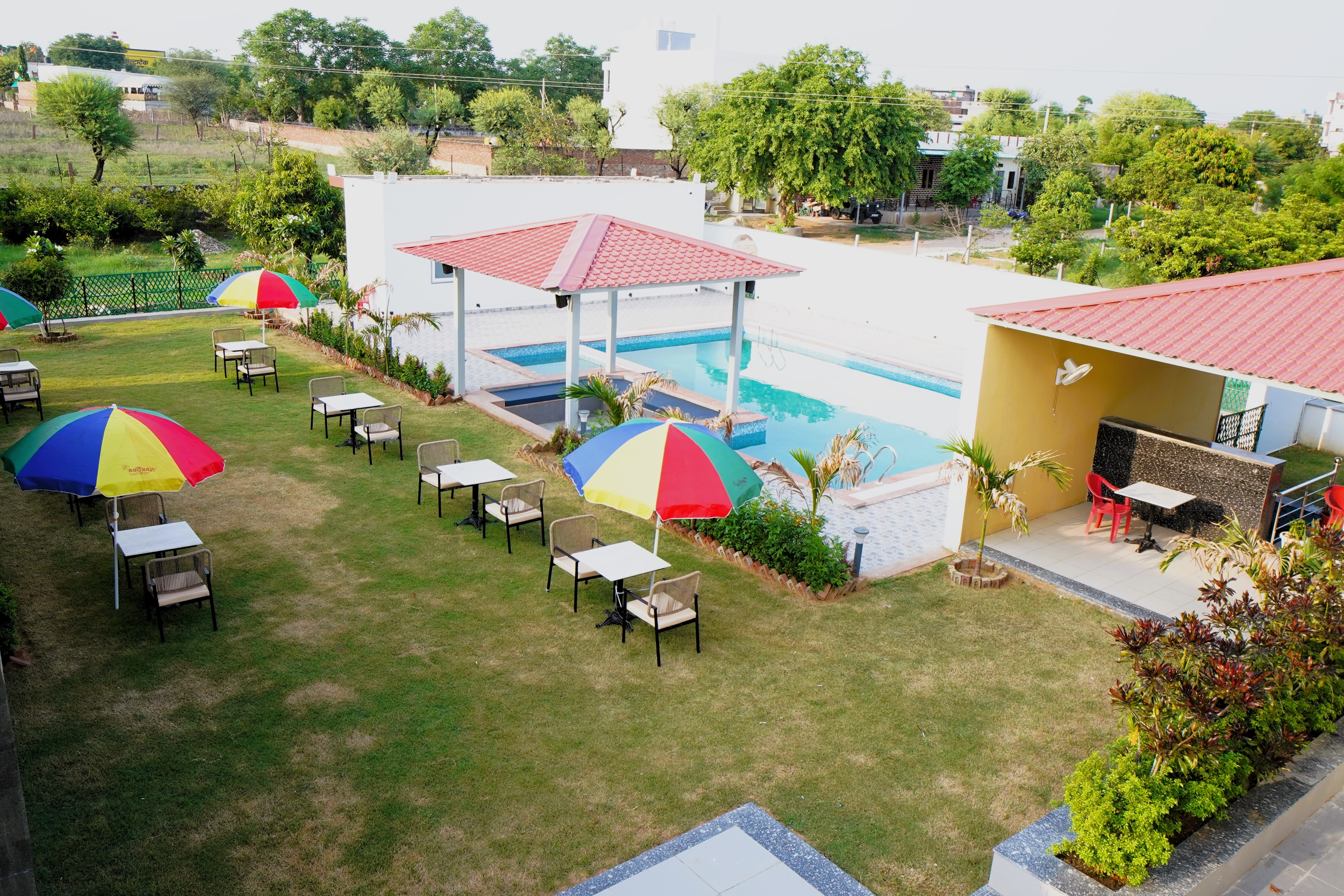 Kesar bagh resort - Tap to explore photos