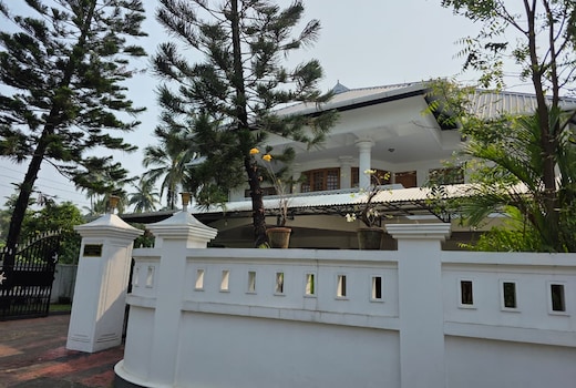 Rose Garden Villa