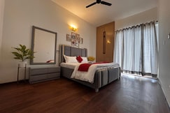 Sky High Luxurious Cozy 2BHK, Noida