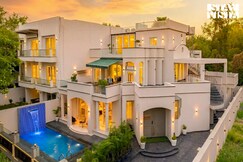 StayVista at The Sweet Sunsation - Gurgaon W/ Pool And Jacuzzi, Gurgaon