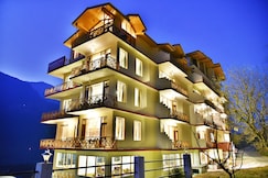 Whistling Pines Resorts & Spa, Kasol