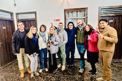 Taj 3 Star Hotel Near Taj Mahal, Agra