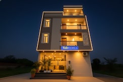 Via Gurukripa, Hathras