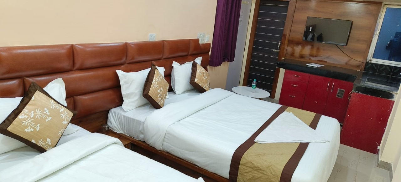 HOTEL JIYA GRAND - Tap to explore photos