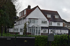 Royal Square Hotel, Solihull