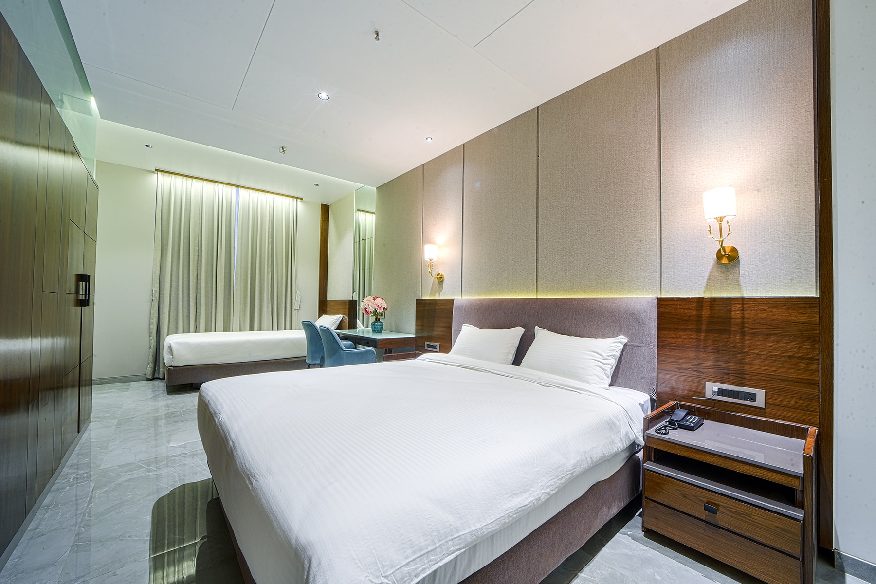 Hotel Devgiri Inn 2