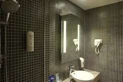 Holiday Inn Express Shanghai Gongkang, فندق شنغهاي مانشن بانكوك