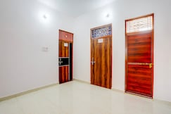 SPOT ON S K Hotel, Soraon