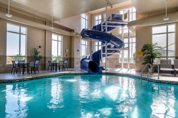 Best Western Plus Bridgewater Hotel & Convention Centre - Tap to explore photos